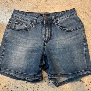 Earl jean shorts